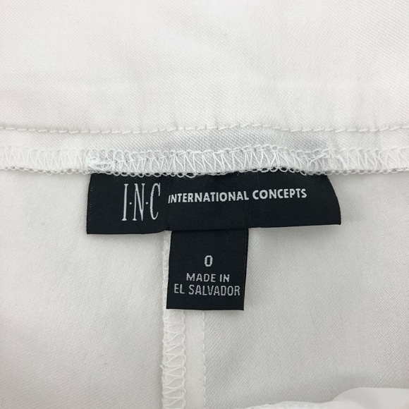 INC International Concepts White Mid-Rise Curvy Shorts, NWT - Picture 4 of 6